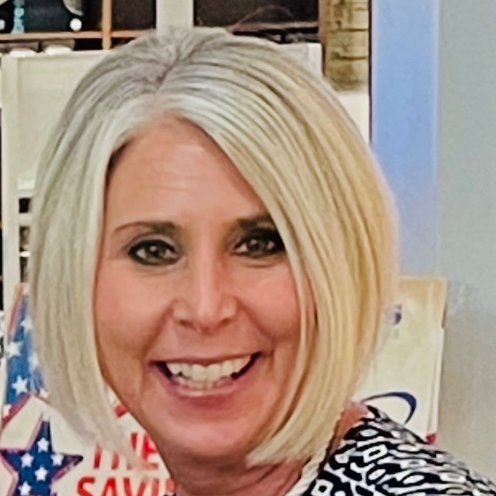 Meet your Posher, Julie